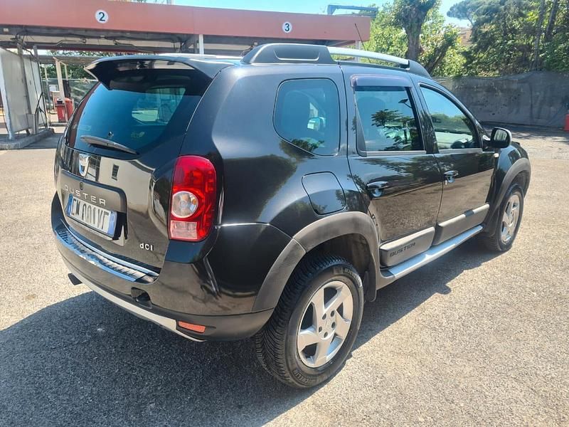 Usata Dacia Duster Lauréate 110 CV (80 kW) 2012 Nero SUV