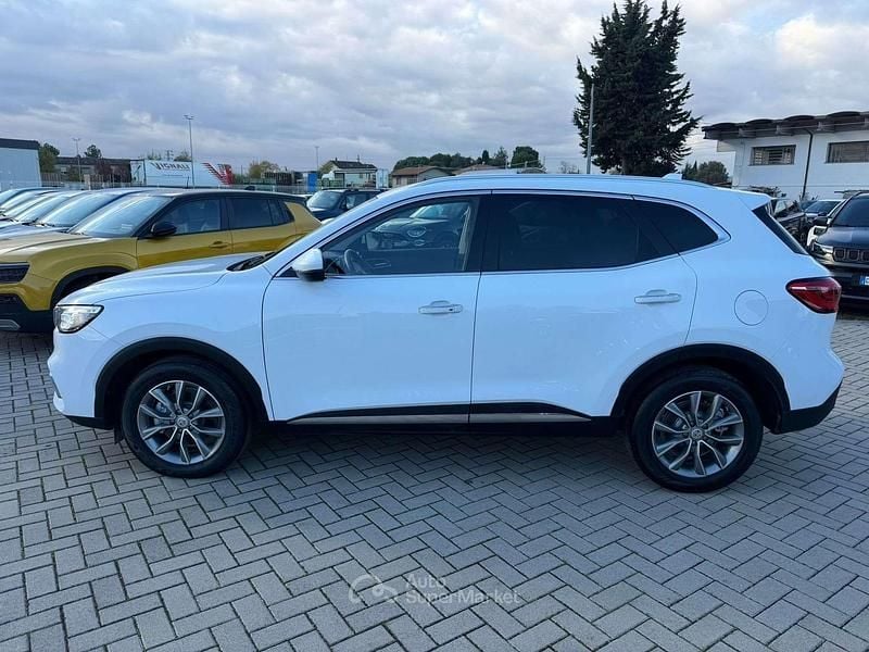 Usata MG HS Luxury 162 CV (119 kW) 2023 Bianco SUV