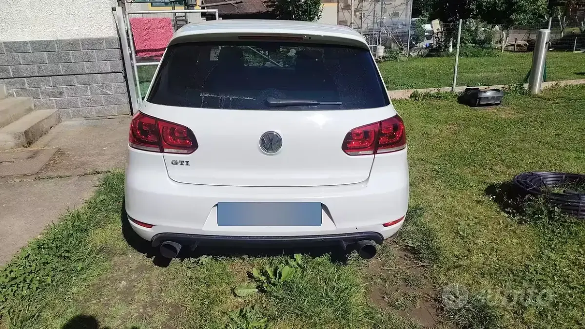 Usata VW Golf VI GTI 210 CV (154 kW) 2010 Bianco Berlina