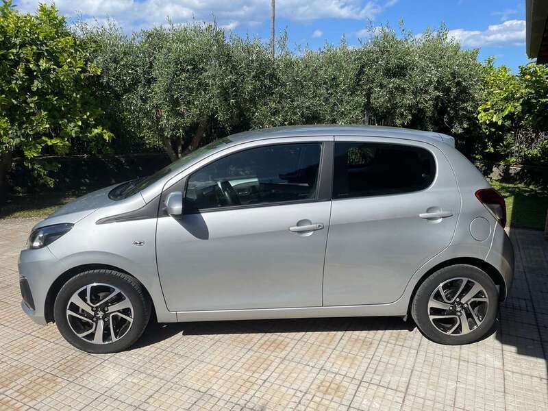 Usato 2019 Peugeot 108 1.0 Benzin 72 CV (12.800 €)