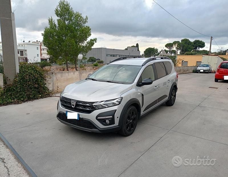 Usata Dacia Jogger Extreme 100 CV (73 kW) 2022 Grigio Monovolume