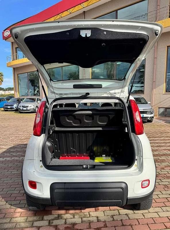 Usata Fiat Panda Cross City Life 84 CV (61 kW) 2021 Bianco Utilitaria