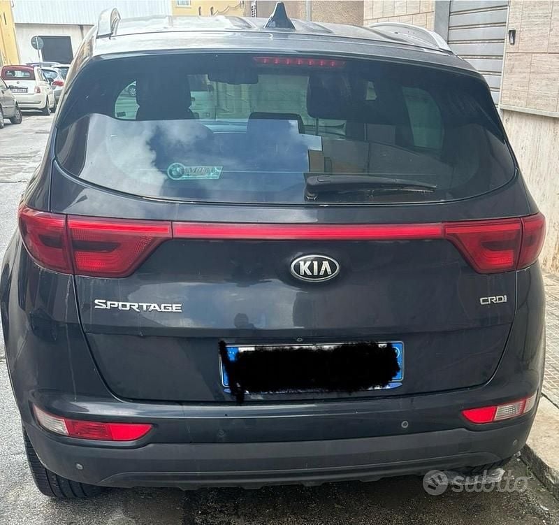 Usata Kia Sportage 132 CV (97 kW) 2017 Nero SUV