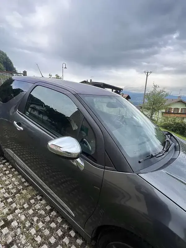Usata Citroën DS3 Chic 95 CV (69 kW) 2012 Berlina