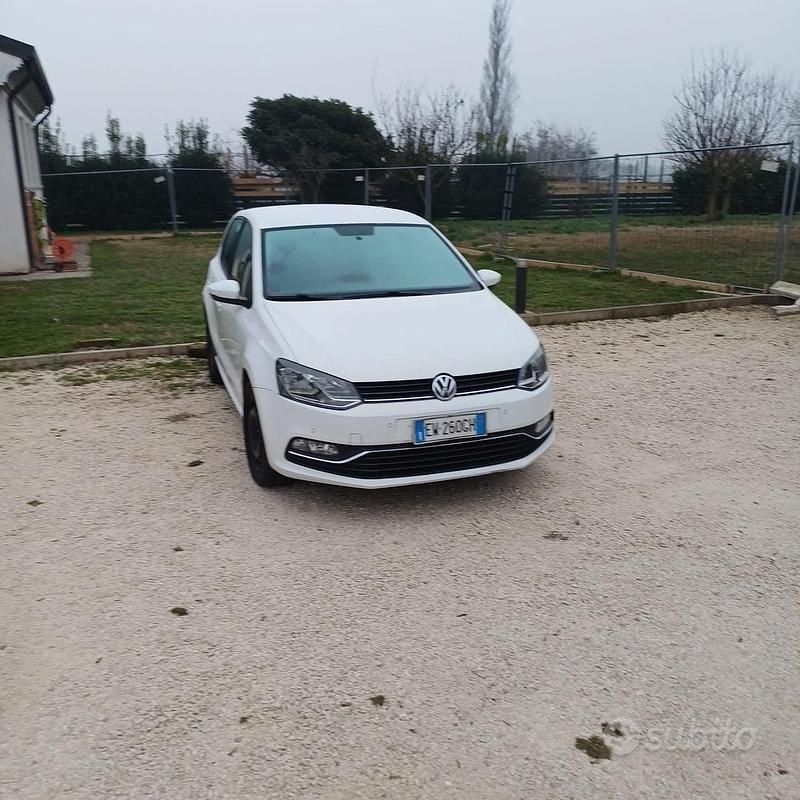 Usata VW Polo Comfortline 75 CV (55 kW) 2014 Bianco Berlina
