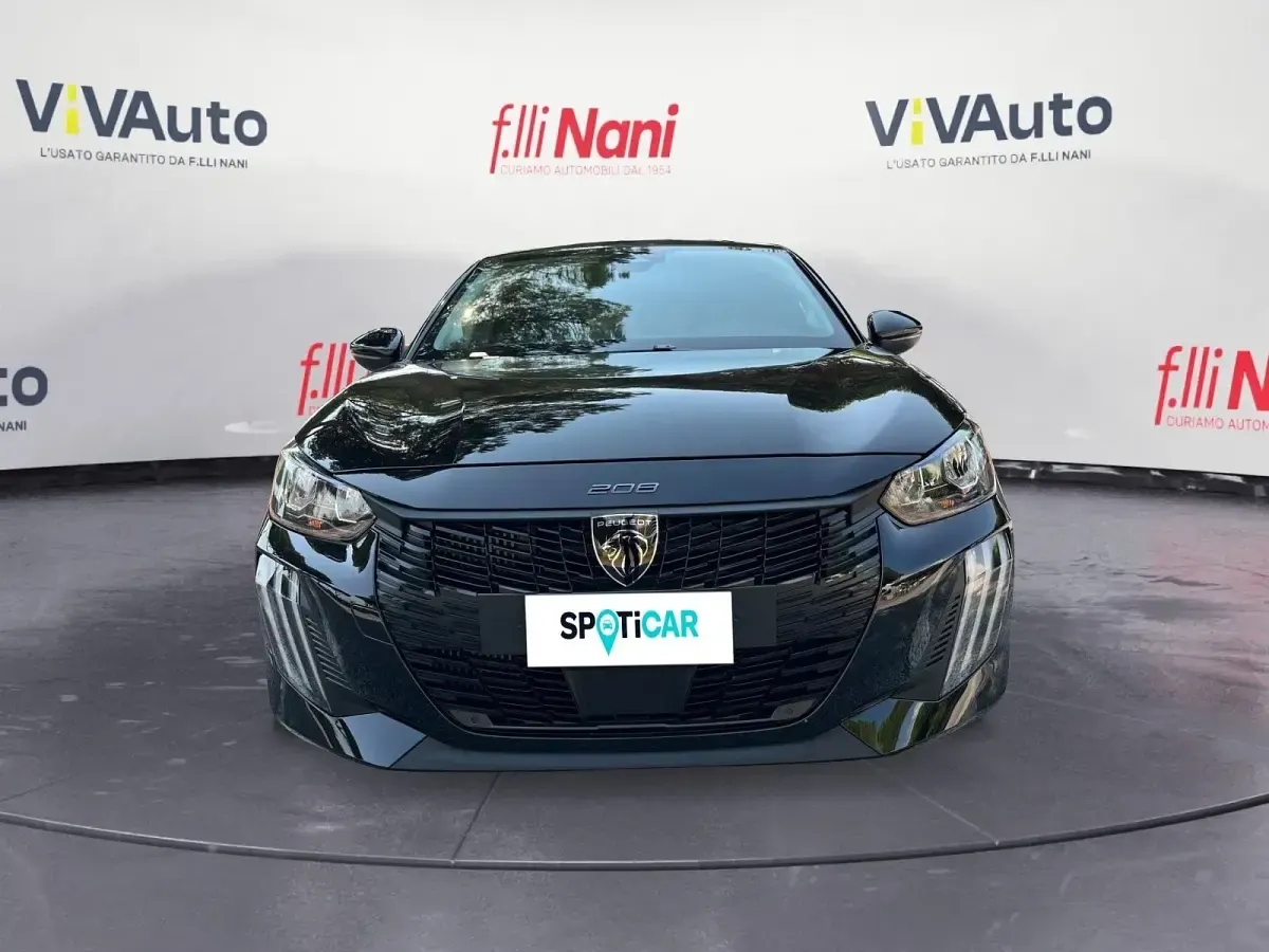 Nuova Peugeot 208 Allure Turbo 101 CV (74 kW) 2026 Nero Utilitaria