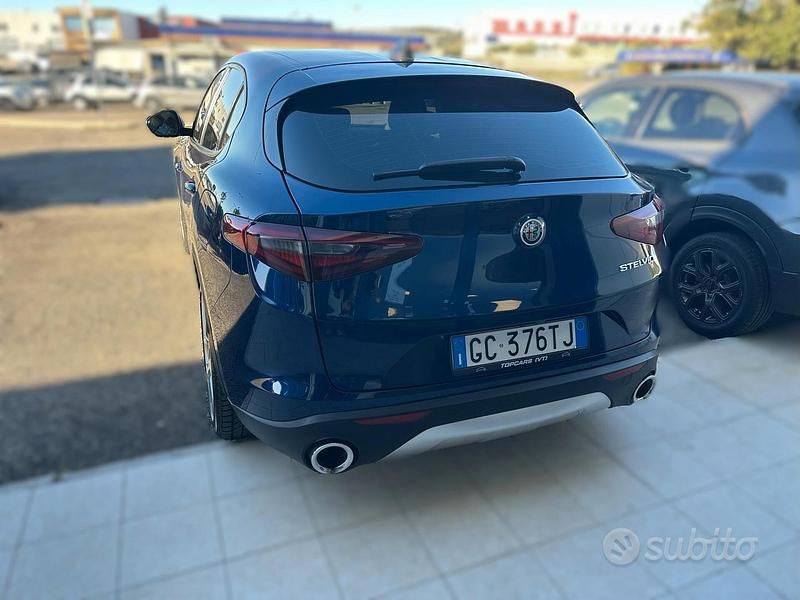 Usata Alfa Romeo Stelvio 190 CV (139 kW) 2020 Blu SUV