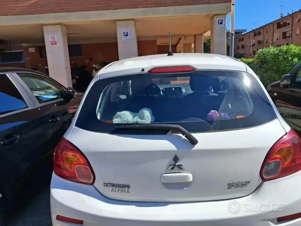 Usata Mitsubishi Space Star 71 CV (52 kW) 2016 Bianco Utilitaria
