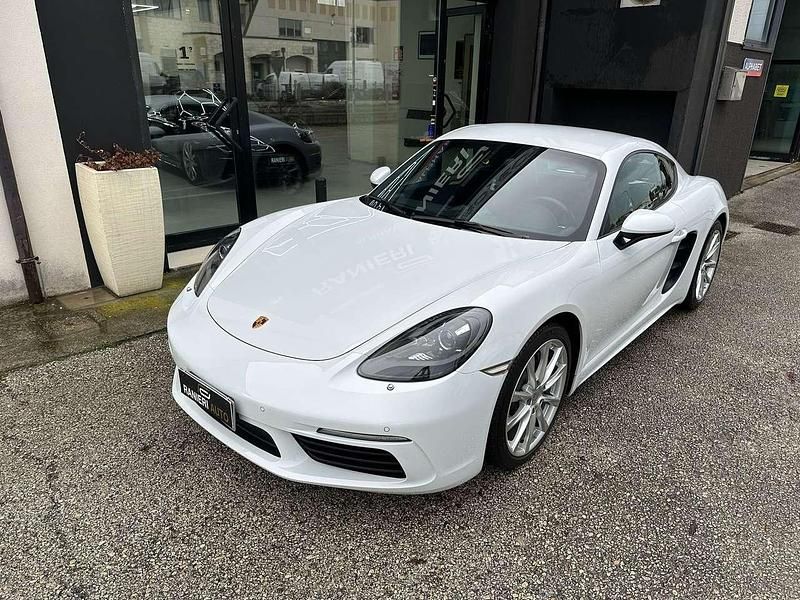 Usata Porsche 718 Cayman 299 CV (219 kW) 2021 Bianco Coupé