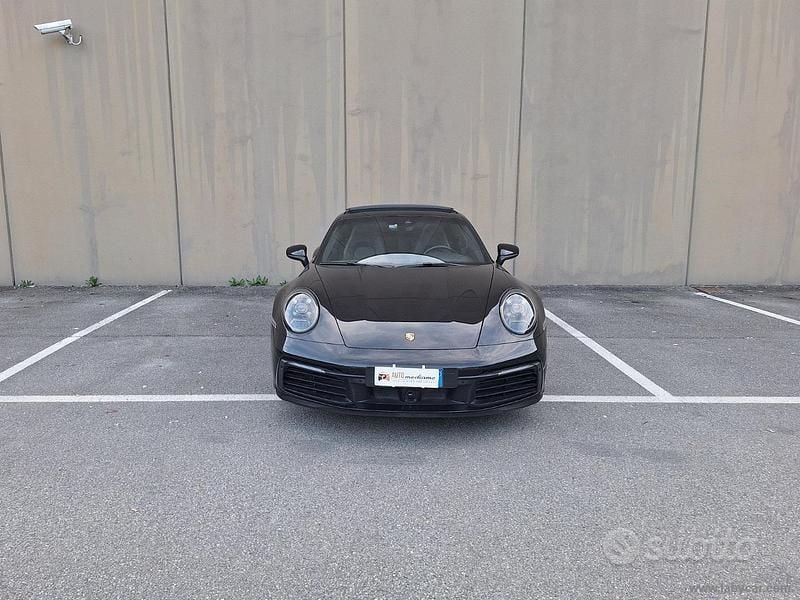 Usata Porsche 911 Carrera 4 385 CV (283 kW) 2020 Nero Coupé