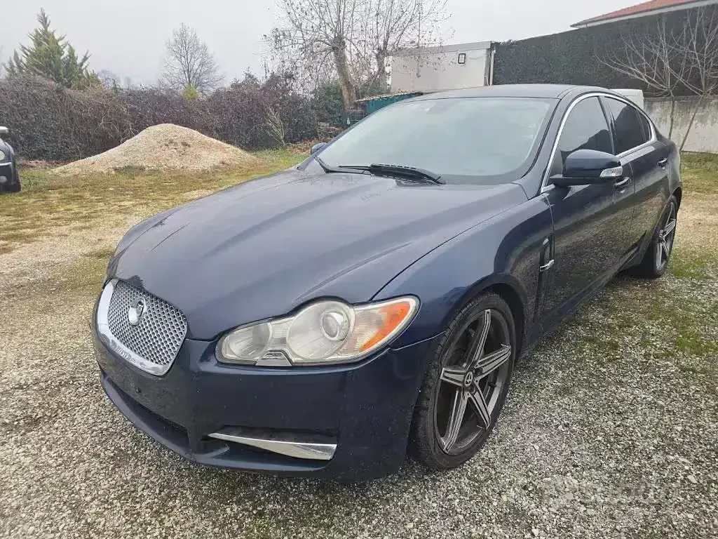 Usata Jaguar XF Premium Luxury 207 CV (152 kW) 2008 Berlina