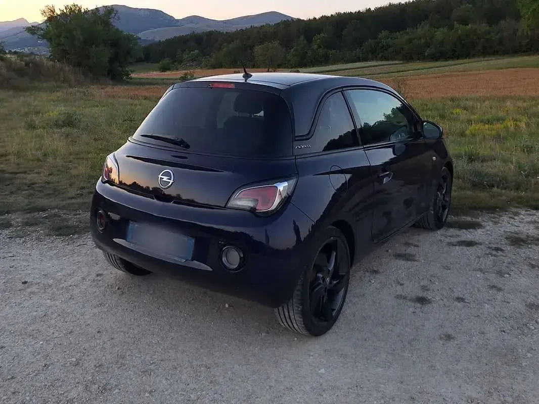 Usata Opel Adam Unlimited 87 CV (63 kW) 2016 Bluazzurro Utilitaria