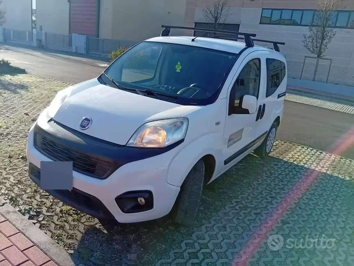 Occasion Fiat Qubo Trekking 80 ch (58 kW) 2016 Blanc Monospace