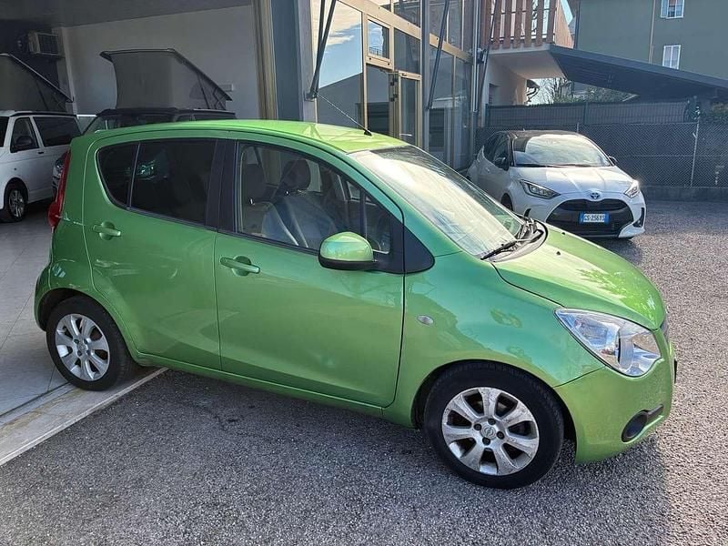 Usata Opel Agila Enjoy 86 CV (63 kW) 2008 Verde Utilitaria