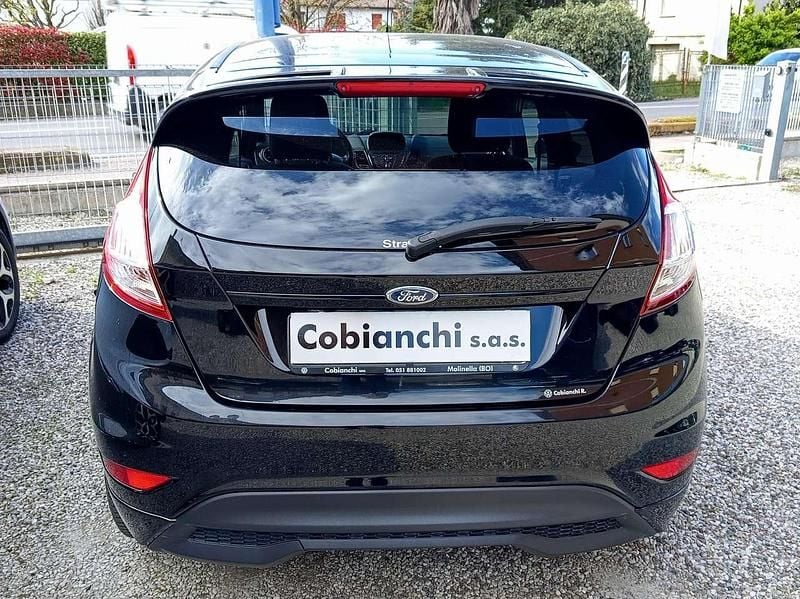 Usata Ford Fiesta ST-Line 75 CV (55 kW) 2017 Nero Berlina