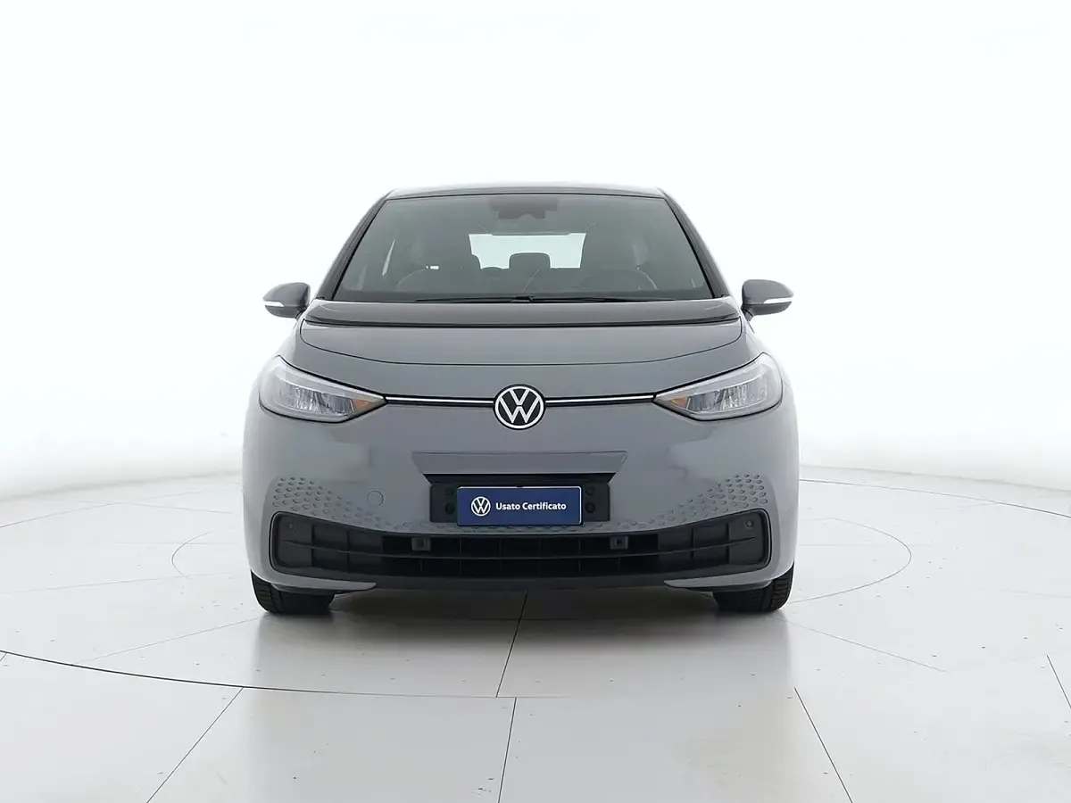 Usata VW ID.3 Pro Performance 69 kW (95 CV) 2023 Grigio Utilitaria