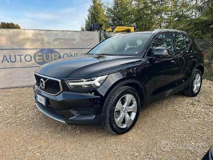 Usata Volvo XC40 211 CV (155 kW) 2020 Nero SUV