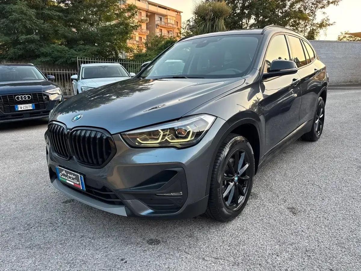 Usata BMW X1 Sport Line 150 CV (110 kW) 2021 Grigio SUV