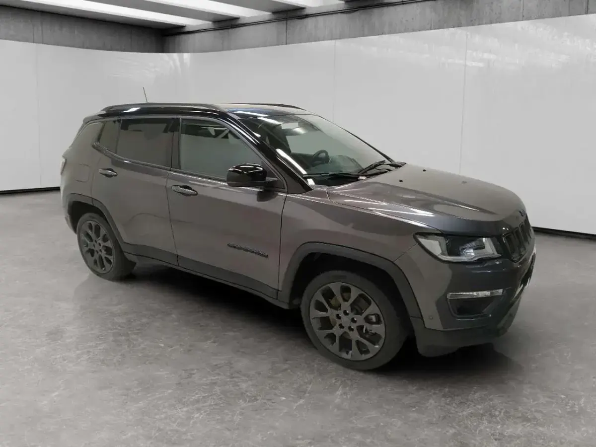 Usata Jeep Compass 241 CV (177 kW) 2020 Grigio SUV