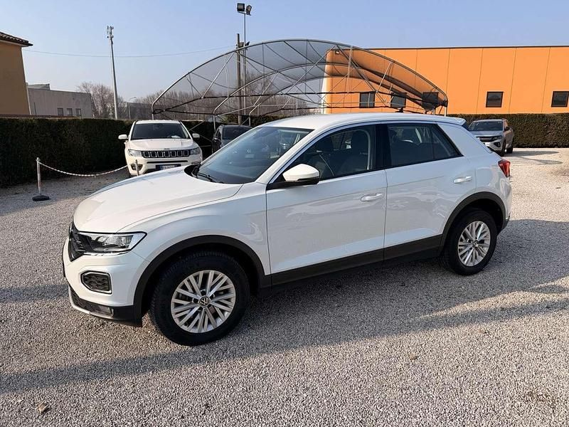 Usata VW T-Roc Business 150 CV (110 kW) 2022 Pure white SUV