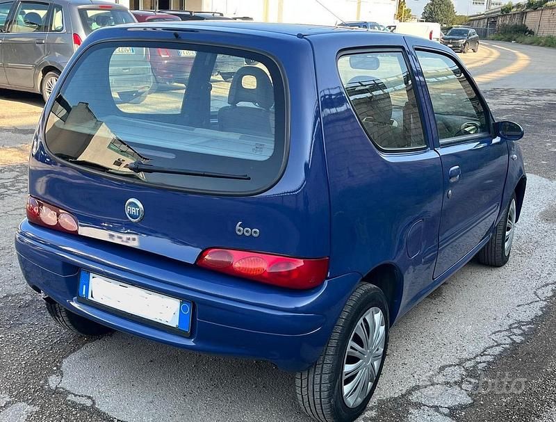 Usata Fiat 600 2006 Blu Utilitaria
