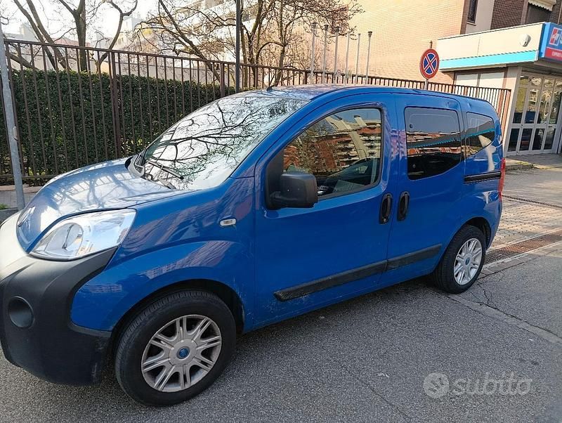 Usata Fiat Qubo Trekking 2011 Blu Monovolume