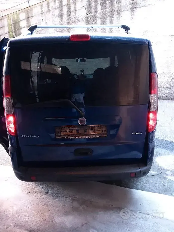 Usata Fiat Doblò 120 CV (88 kW) 2009 Monovolume