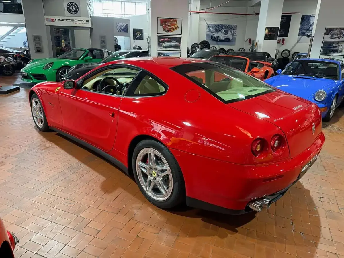 Usata Ferrari 612 540 CV (397 kW) 2007 Rosso corsa Coupé