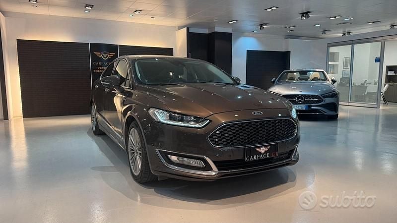 Usata Ford Mondeo Vignale 187 CV (137 kW) 2019 Marrone Berlina