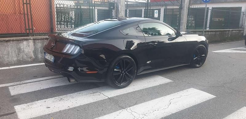 Usata Ford Mustang 317 CV (233 kW) 2018 Nero Coupé