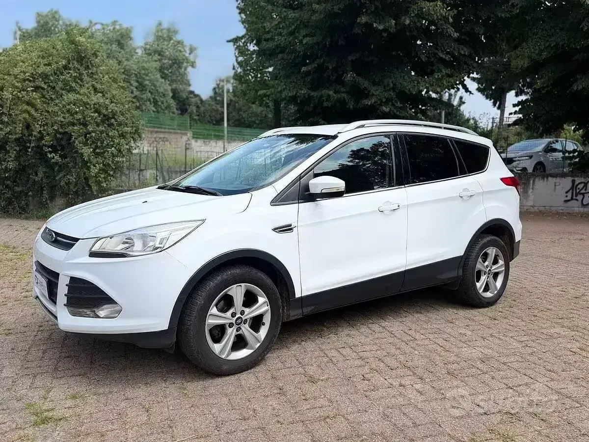 Usata Ford Kuga S 150 CV (110 kW) 2013 SUV