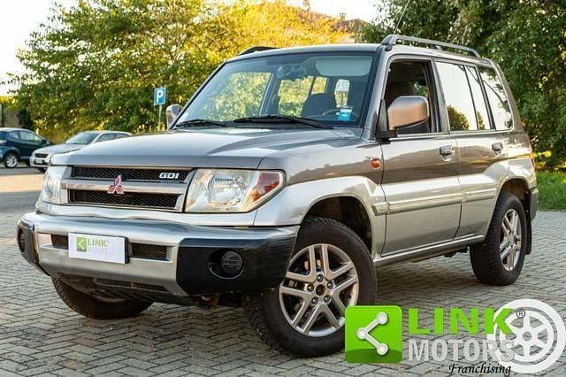 Usata Mitsubishi Pajero 129 CV (94 kW) 2002 Marrone SUV