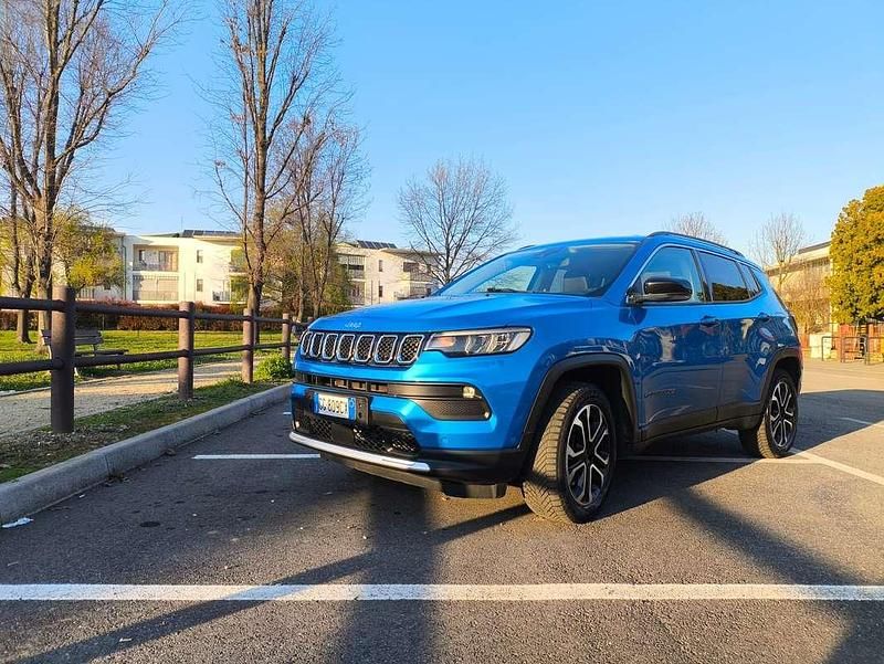 Usata Jeep Compass Limited 131 CV (96 kW) 2021 Blu/azzurro SUV