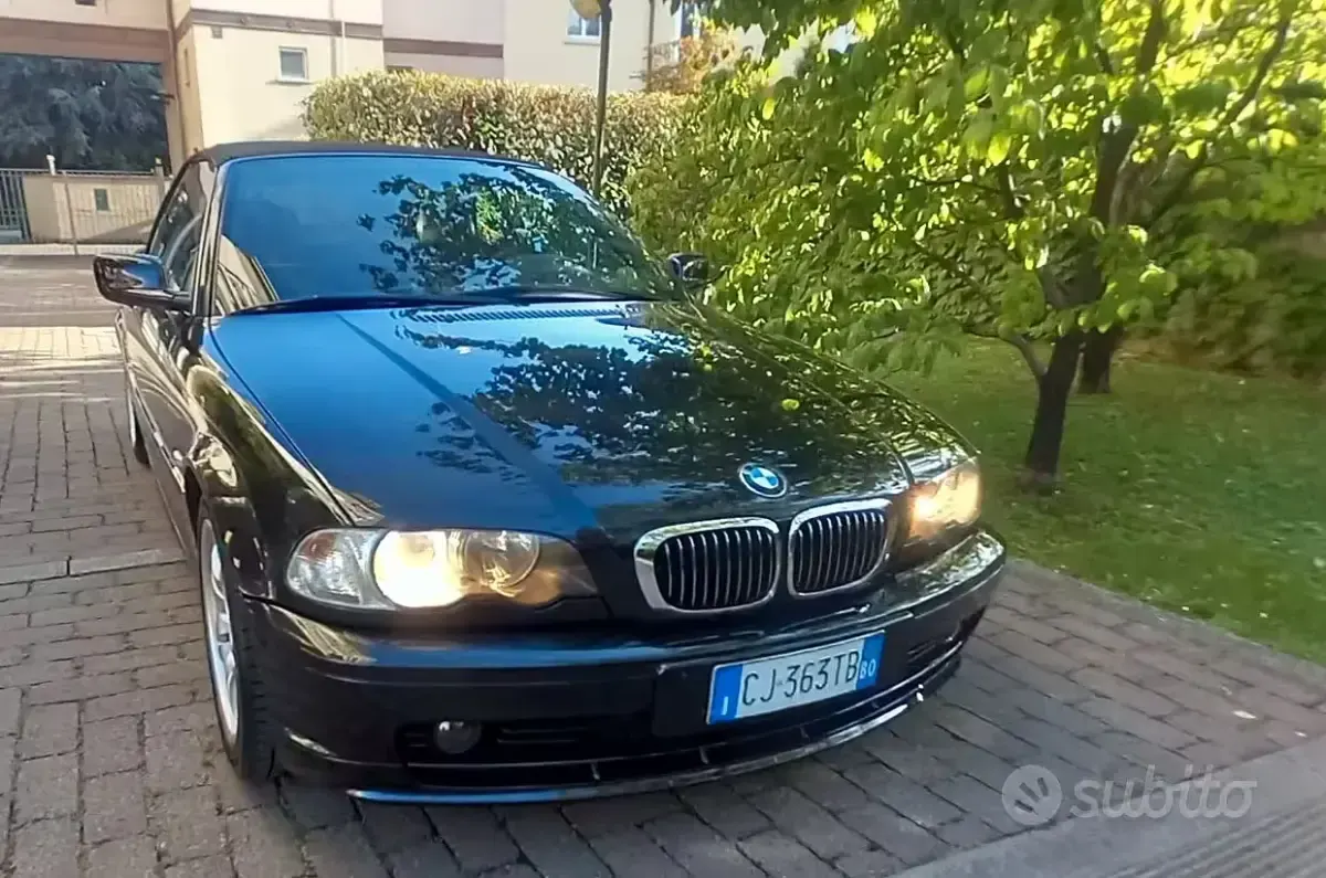Usata BMW 320 Cabriolet M Sport 170 CV (125 kW) 2003 Nero Cabrio