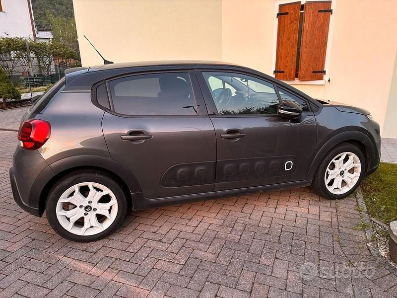 Usata Citroën C3 PureTech 110 CV (80 kW) 2018 Grigio Berlina