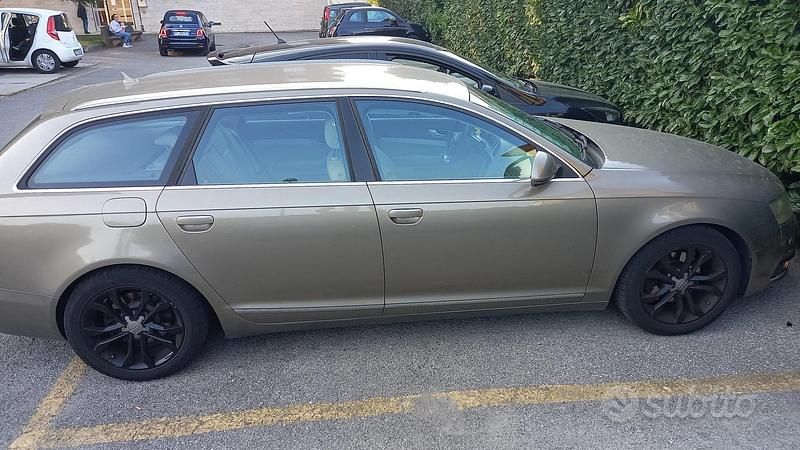 Usata 2010 Audi A6 Berlina | 3600 € (Super prezzo) - Immagine 1/4