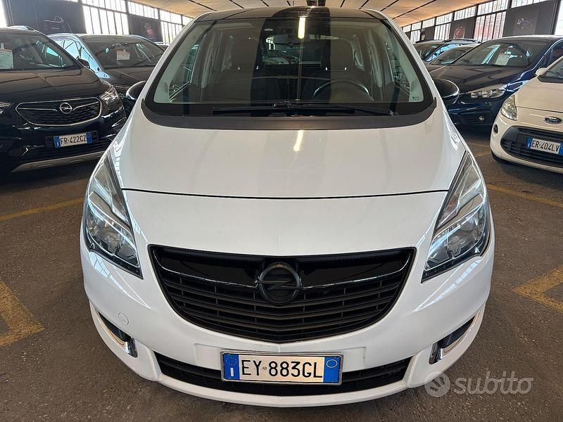 Usata Opel Meriva Cosmo 120 CV (88 kW) 2015 Bianco Monovolume