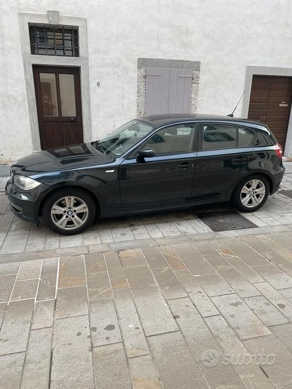 Occasion BMW 118 143 ch (105 kW) 2009 Noir Citadine