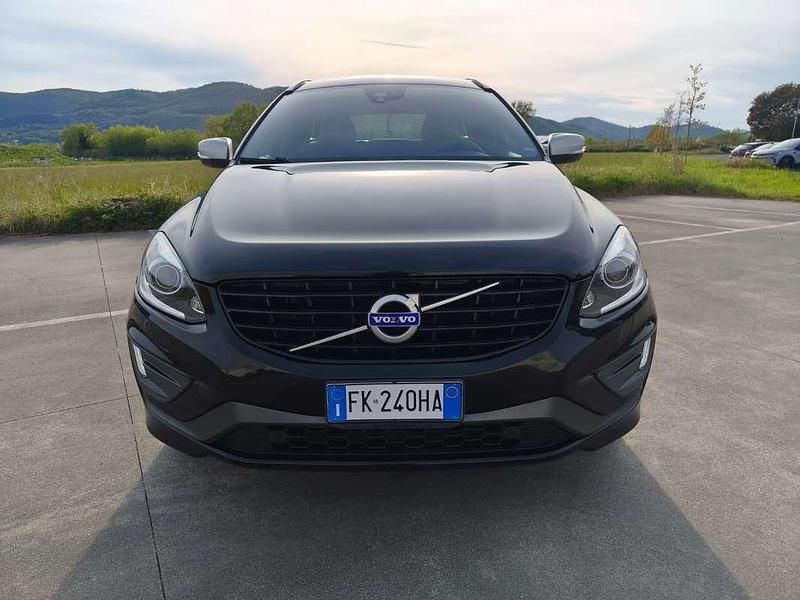 Usata Volvo XC60 R-Design 150 CV (110 kW) 2017 Nero SUV