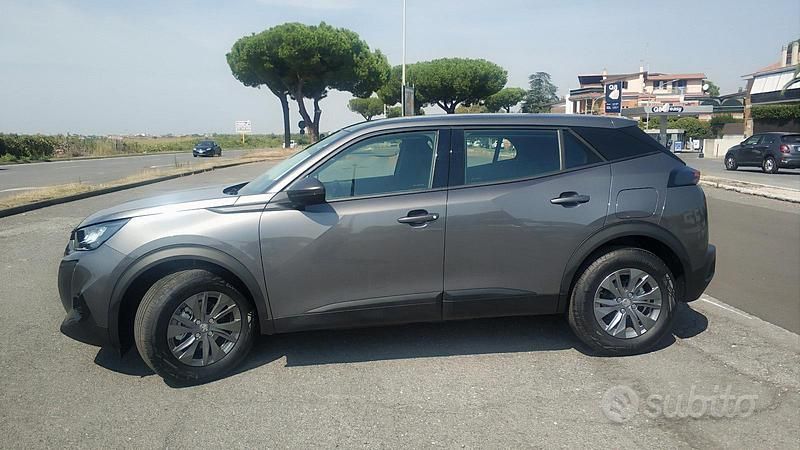Usata Peugeot 2008 Active 131 CV (96 kW) 2020 Grigio SUV