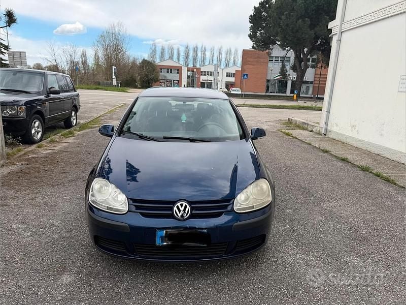 Usata VW Golf IV 2006 Blu Berlina