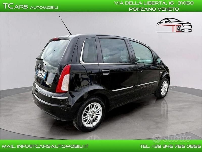 Usata Lancia Musa 95 CV (69 kW) 2010 Nero Monovolume