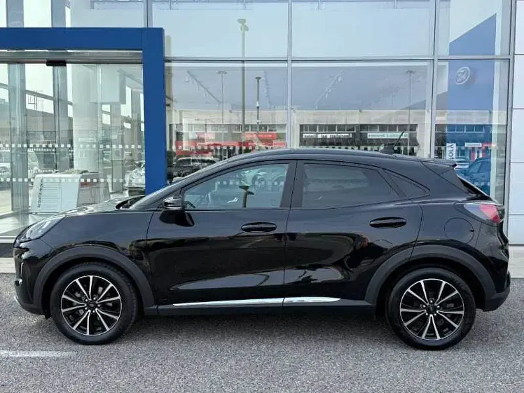 Second-hand Ford Puma Titanium 125 CP (91 kW) 2022 Negru SUV