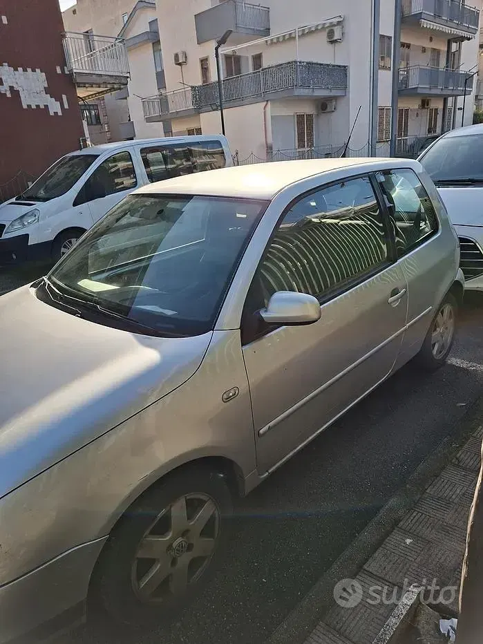 Usata VW Lupo 75 CV (55 kW) 2004 Grigio Utilitaria