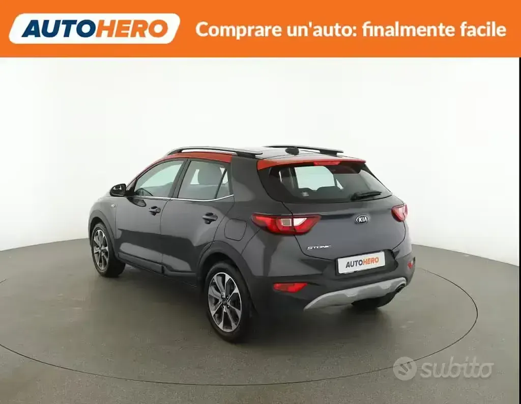 Usata Kia Stonic Style 101 CV (74 kW) 2019 Grigio SUV