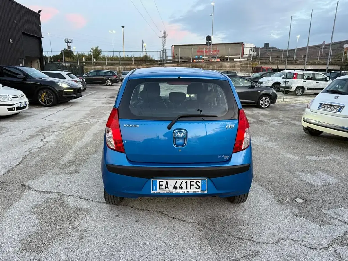 Usata Hyundai i10 Active 64 CV (47 kW) 2010 Bluazzurro Utilitaria