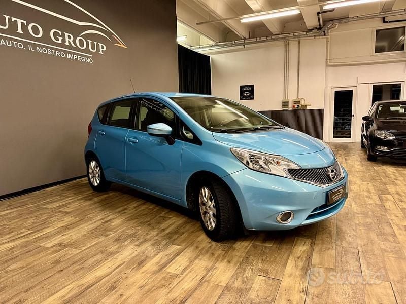 Usata Nissan Note Tekna 90 CV (66 kW) 2015 Blu Utilitaria