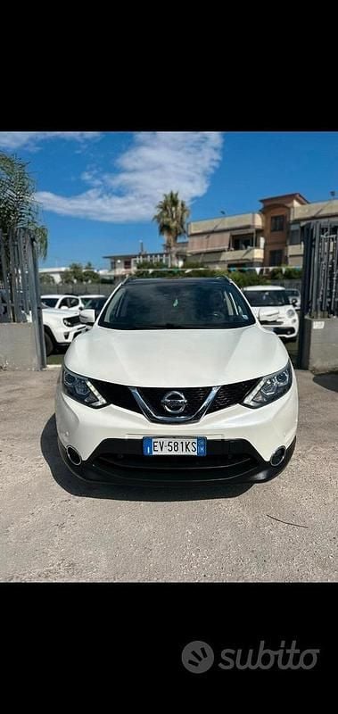Usata Nissan Qashqai 360º 131 CV (96 kW) 2015 Bianco SUV