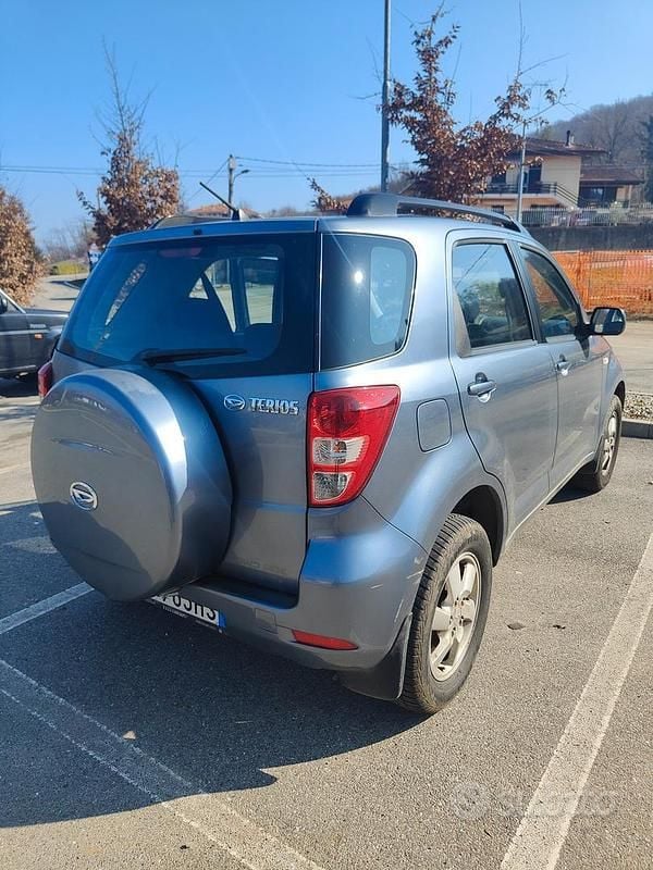 Usata Daihatsu Terios 2009 Grigio SUV