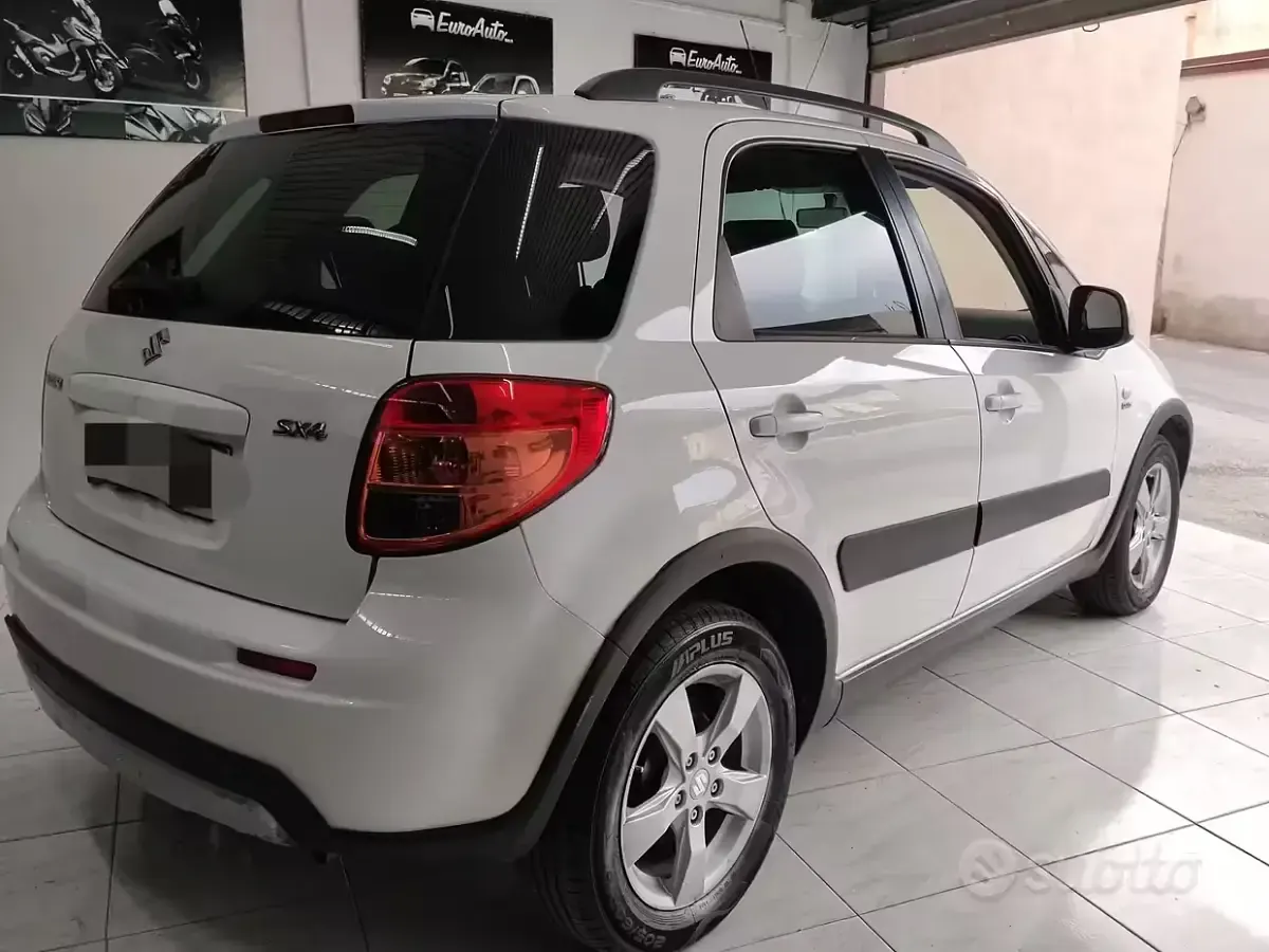 Usata Suzuki SX4 90 CV (66 kW) 2010 Bianco Station wagon